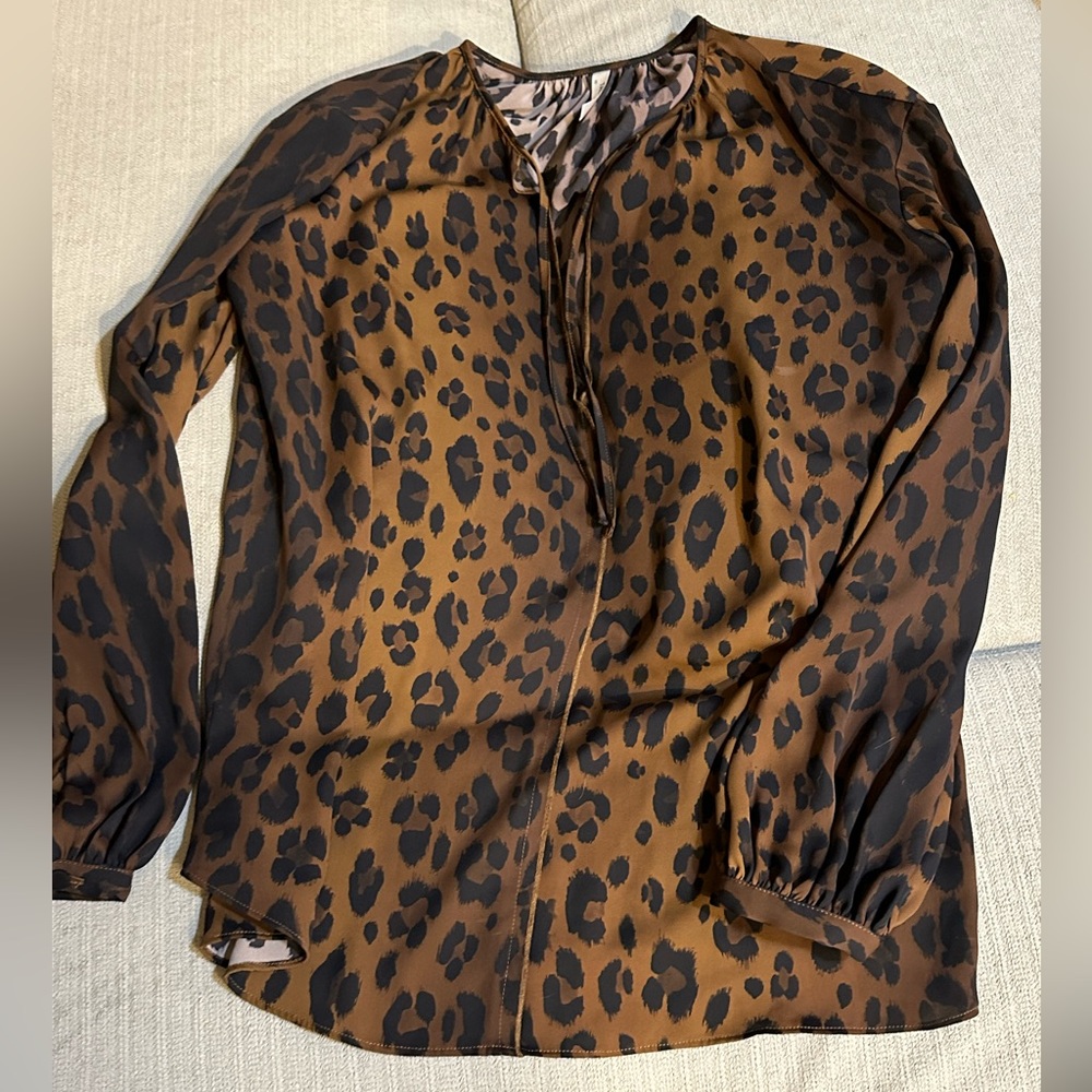 Aritzia Leopard dress shirt